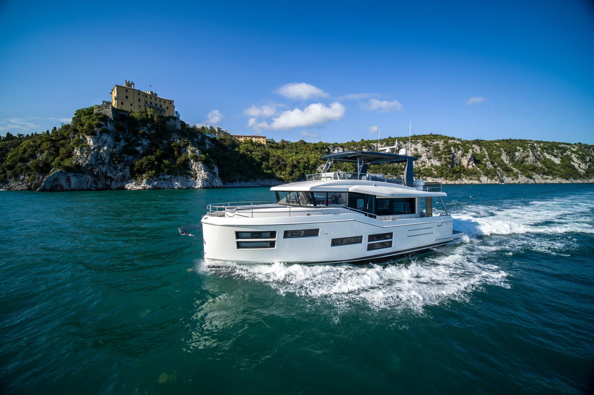 Beneteau Grand Trawler Range | Hnos. Guasch
